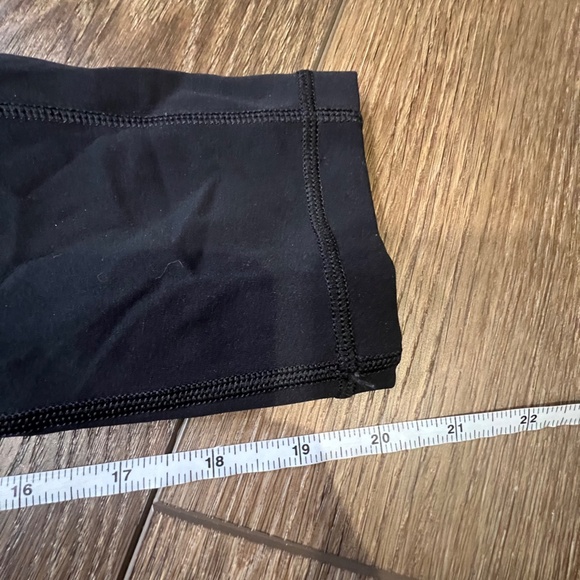 Lululemon Speed Up Crop Women's Leggings, Black, Size 2, 21" Inseam - Picture 8 of 13